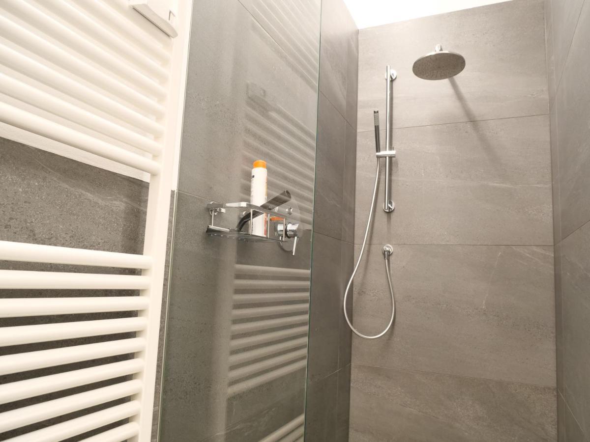 Apartments Sabine K เมราโน ภายนอก รูปภาพ